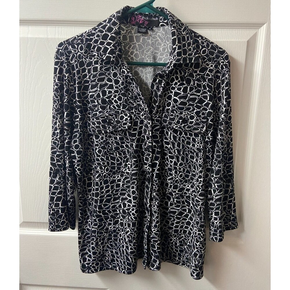 Peck n Peck Button up Blouse Womens Medium Black White Pockets stretch
